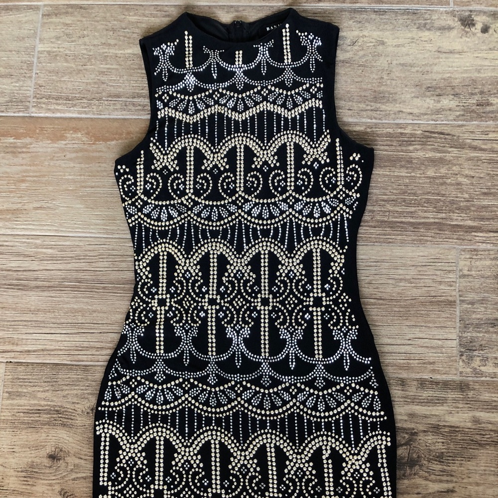 Women Black Beaded Embellished Dress size S